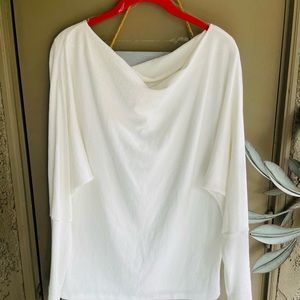 Crepe off shoulder top- very cute- dolman type sleeves